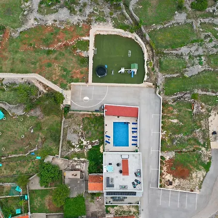 Villa Hill Stars, Makarska- Slivno