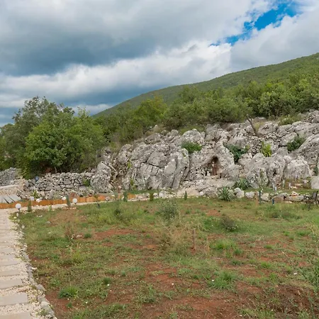 Villa Hill Stars, Makarska- Slivno *