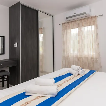 Villa Hill Stars, Makarska- Slivno Slivno (Split-Dalmatia)