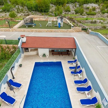 Hill Stars, Makarska- Slivno Slivno (Split-Dalmatia)