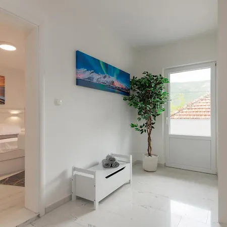 Villa Hill Stars, Makarska- Slivno Slivno (Split-Dalmatia)