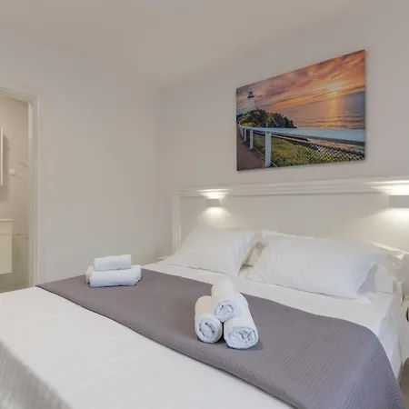 Hill Stars, Makarska- Slivno * Slivno (Split-Dalmatia)