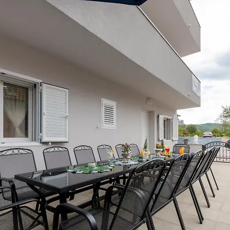 Hill Stars, Makarska- Slivno Villa *