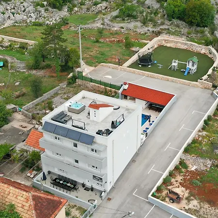 Hill Stars, Makarska- Slivno Villa