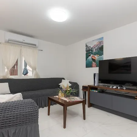 Hill Stars, Makarska- Slivno Slivno (Split-Dalmatia)