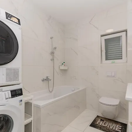 Hill Stars, Makarska- Slivno Villa *